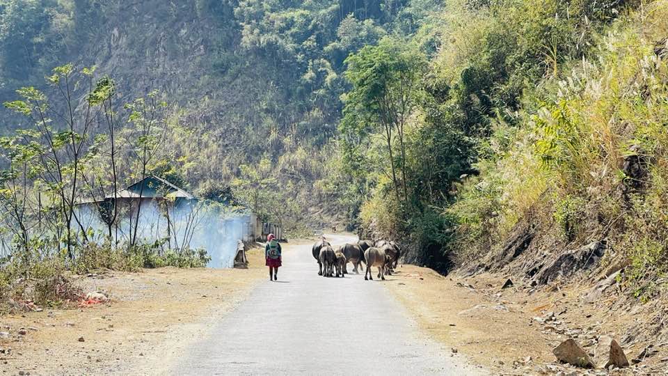 North Vietnam Bicycle Trip Hanoi, Mai Chau, Tam Coc 3 Days